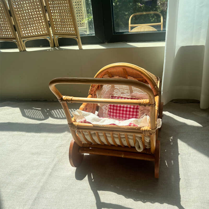 Woven Rattan Baby Stroller Vin - Baby Nursery Vintage Decor recension och pris